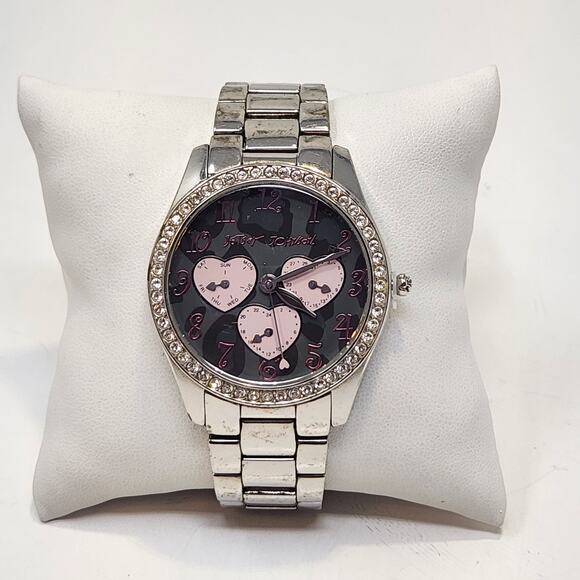 Betsey Johnson Three Hearts Crystal Love Wristwatch Watch Multi Dial Silver Tone - Picture 1 of 9